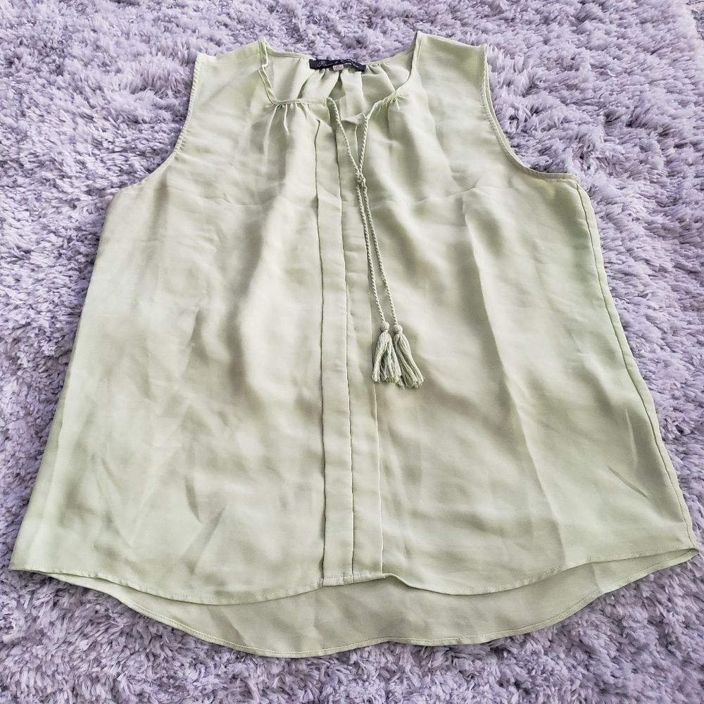 ROSE & OLIVE Sleeveless Tassel Design Blouse